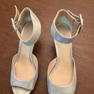 Silver size 7 Belle Moda Shoes